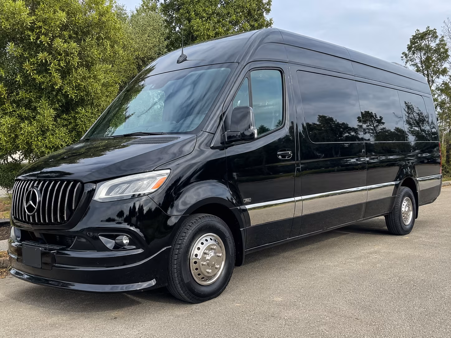 find the perfect transportation for your next wine tour 3